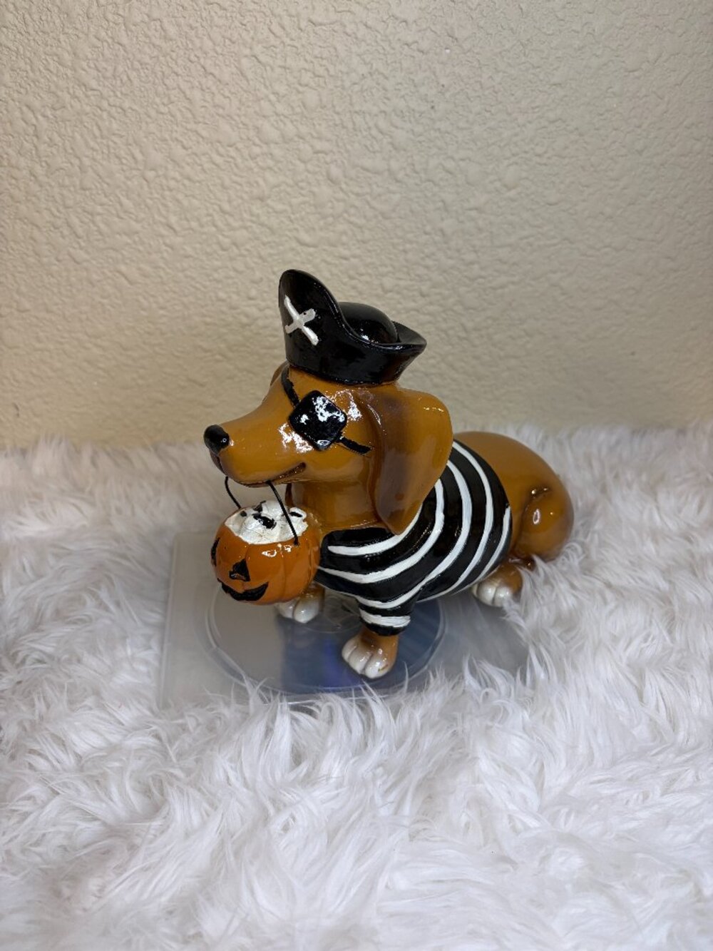 Halloween Dachshund Pirate Pumpkin Trick or Treat Figurine